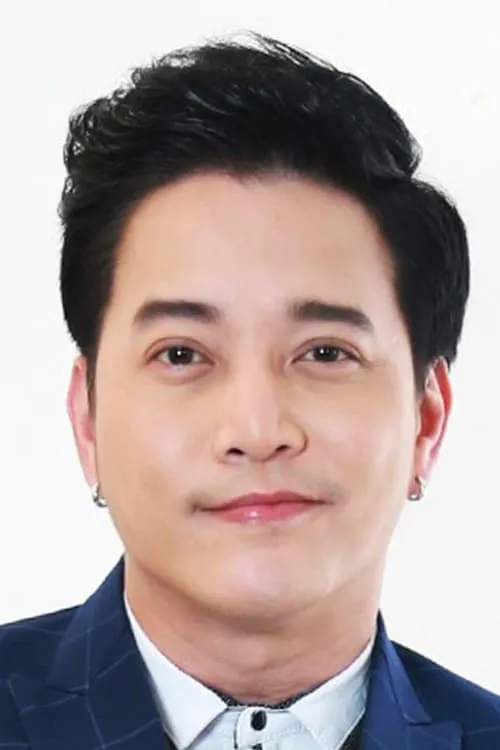 Michael Prado ha trabajado con Kiatkamol Lata en 1 ocasiones