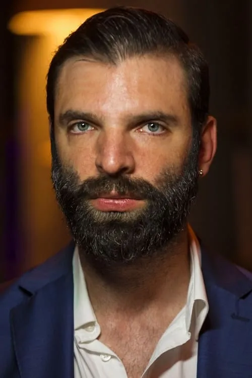 Kim Ciobanu interpretando a Widow Weldon's Son