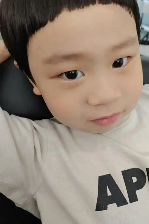 Foto de perfil del actor Kim Joon en el reparto