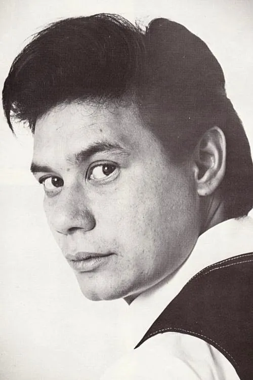 Donn Pearce ha trabajado con Kim Kahana en 1 ocasiones