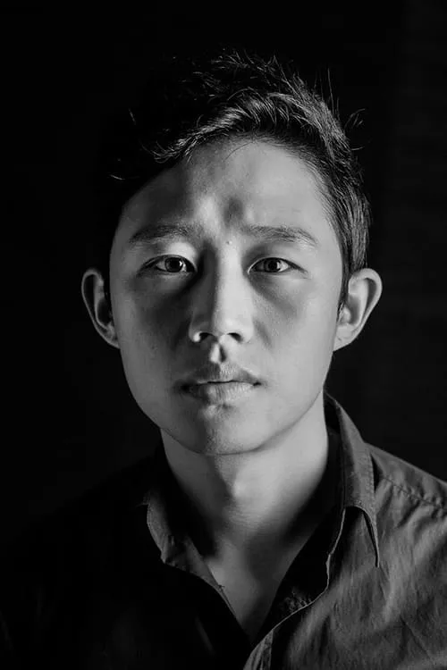 Foto de perfil del actor Kim Kyeong-il en el reparto