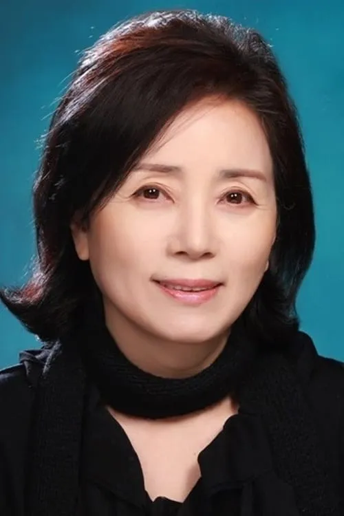 Kim Min-kyung en su biografía y filmografía