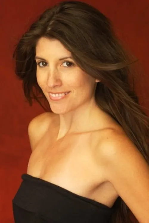 Kimberly Fay interpretando a Lynn