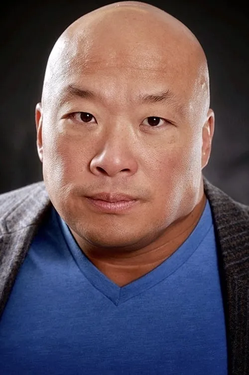 Simon Yin ha trabajado con King Lau en 1 ocasiones