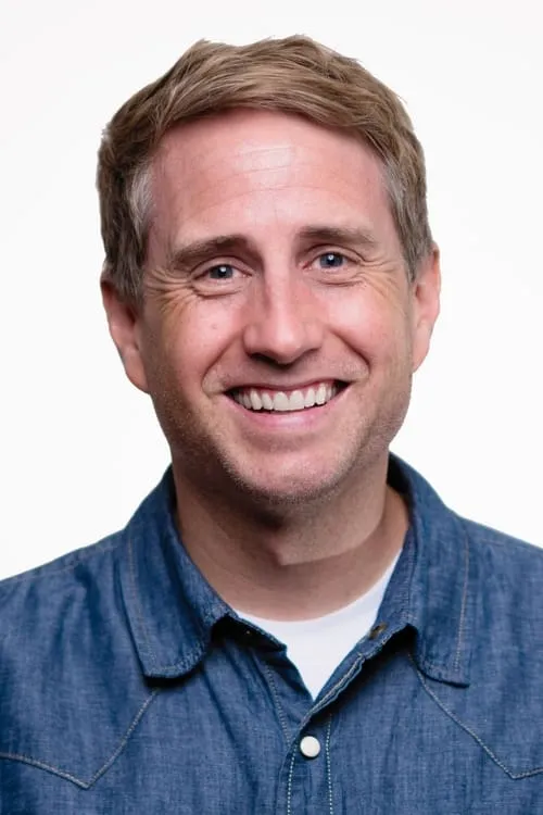 Kirby Heyborne interpretando a Flight Sergeant Oberon Winley