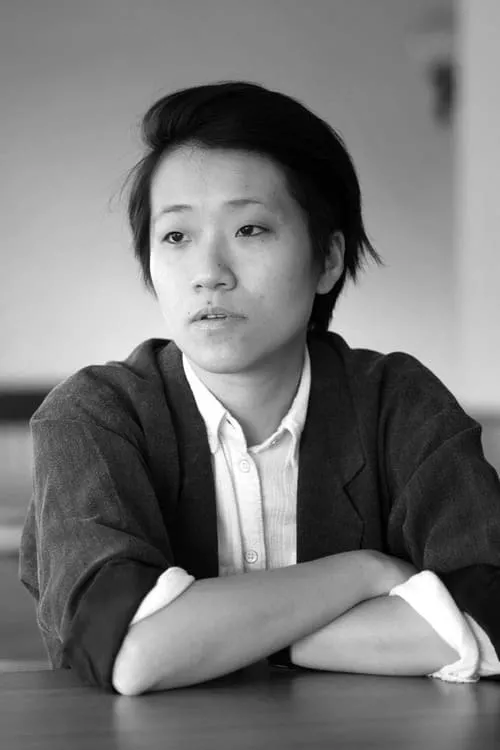 Lucilla Teoh ha trabajado con Kirsten Tan en 1 ocasiones