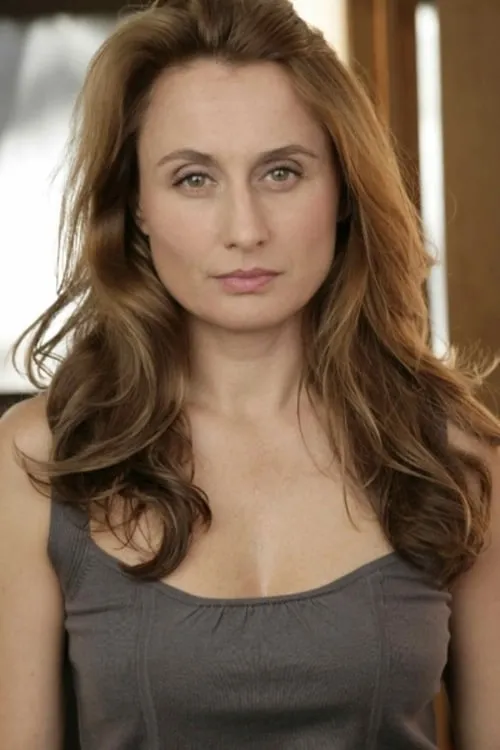 Gregory P. Hitchen ha trabajado con Kirsty Meares en 1 ocasiones