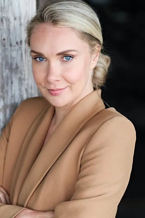 Kitiya Skye en su biografía y filmografía