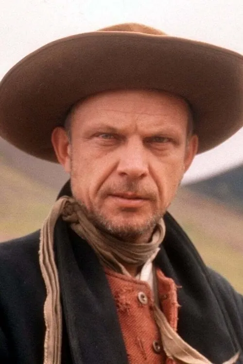 Klaus Grünberg interpretando a Uranos