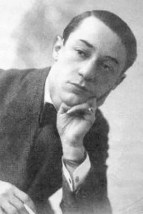 Konrad Tom interpretando a Iwan Wasiliewicz Pierechitrow