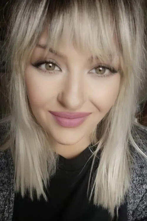 Jazmín Abuín ha trabajado con Krisha en 1 ocasiones