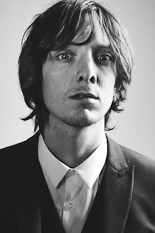 Kristian Marr interpretando a Lenz