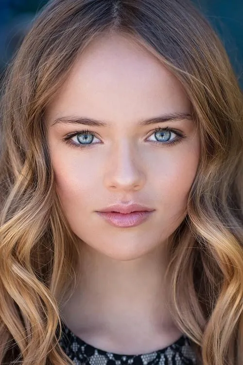 Kristina Pimenova interpretando a Singing Child