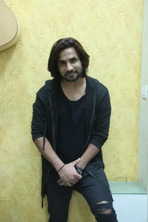 Krrip Kapur Suri — personaje: Agni