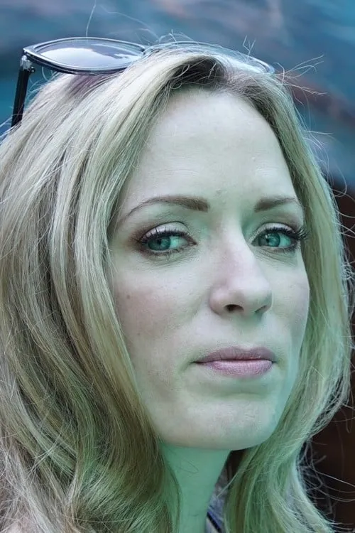 Mark Dann ha trabajado con Krystle Snow en 1 ocasiones