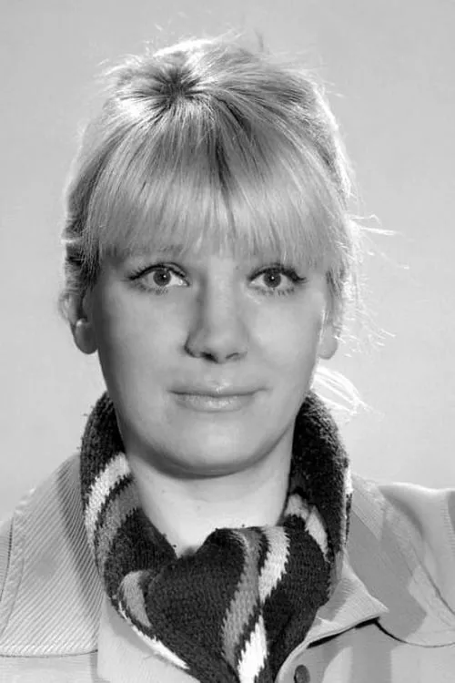 Ксения Минина interpretando a Marusya