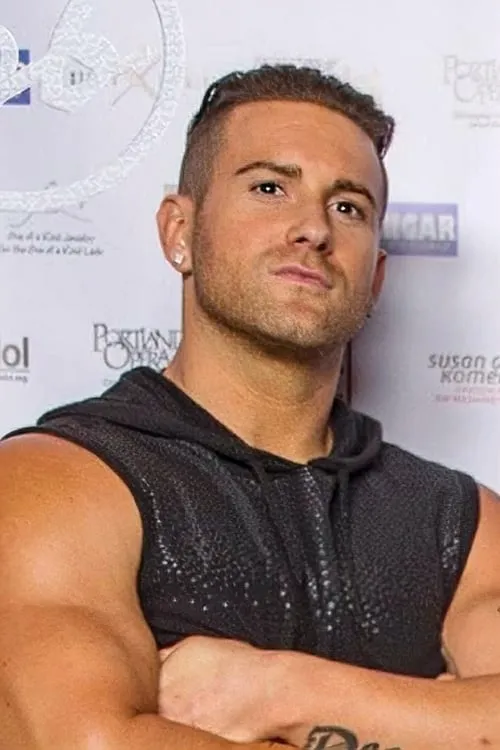 William Poole ha trabajado con Kyle English en 1 ocasiones