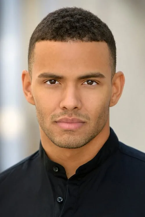 Dennis Garr ha trabajado con Kyler Pettis en 1 ocasiones