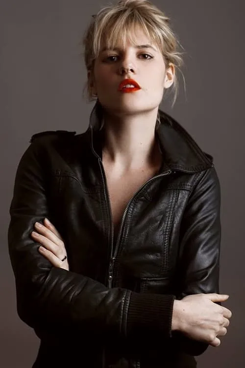 Marianne Giraud ha trabajado con Kym Thiriot en 1 ocasiones