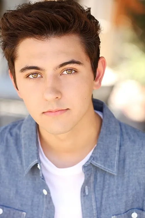 Julian Astudillo ha trabajado con Kyson Facer en 1 ocasiones