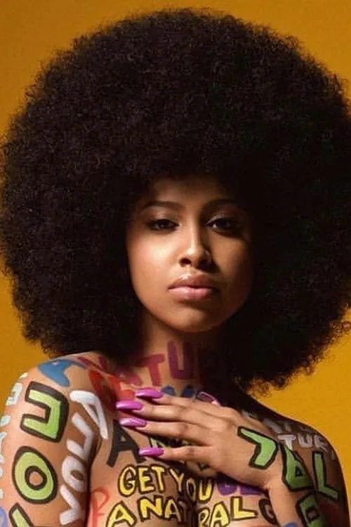 La Love The Boss interpretando a