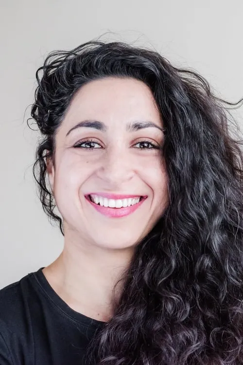 Monika Pilon ha trabajado con Lamia Benhacine en 1 ocasiones