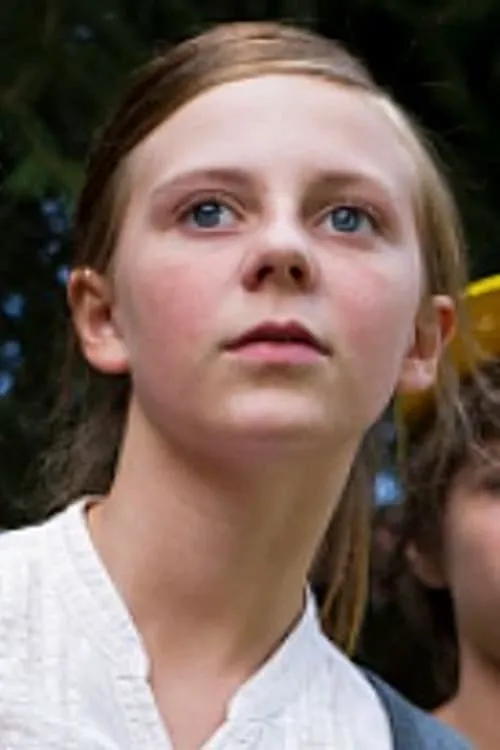 Lana Welter interpretando a Julia