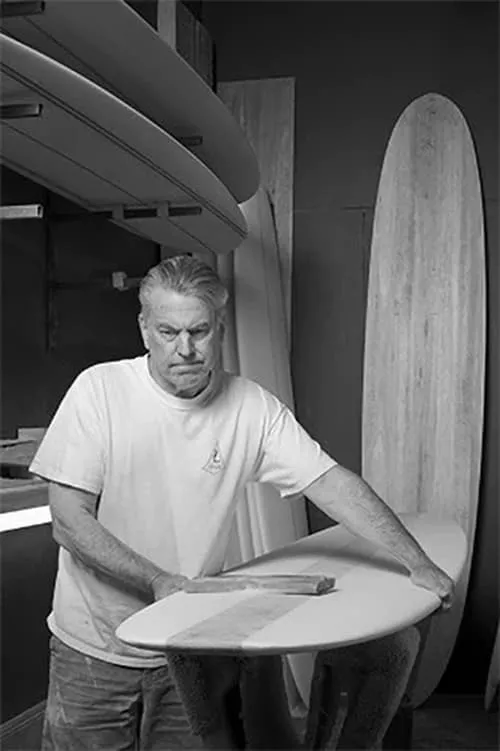 Jimmy Gamboa ha trabajado con Lance Carson en 1 ocasiones