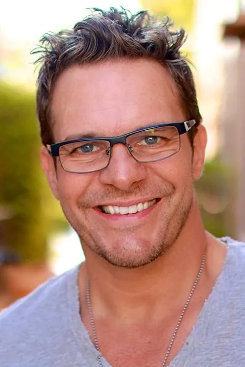 Chad Joyce ha trabajado con Lance Palmer en 1 ocasiones