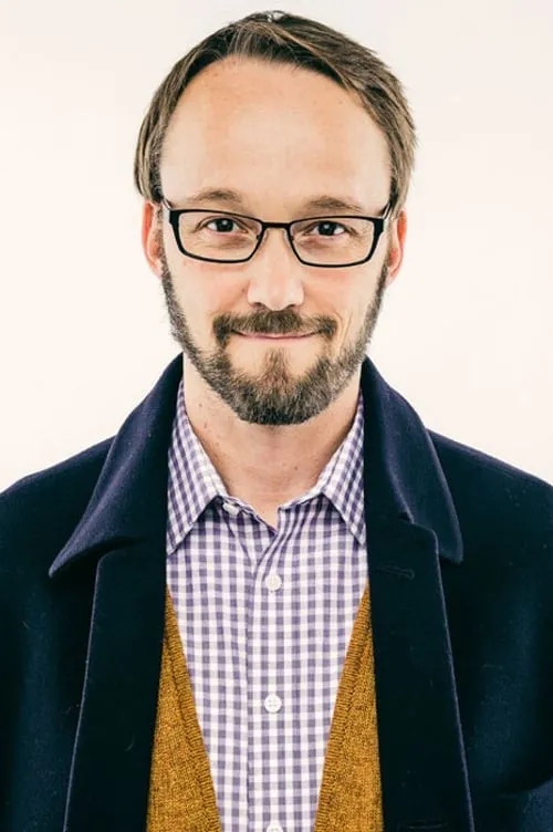 Landall Goolsby interpretando a Malcolm Hardwick