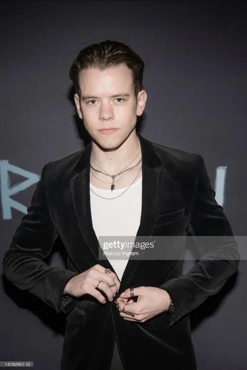 Parminder Nagra ha trabajado con Lane Williamson en 1 ocasiones