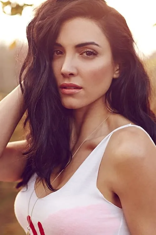 Nicole Perrone ha trabajado con Larissa Emanuele en 1 ocasiones