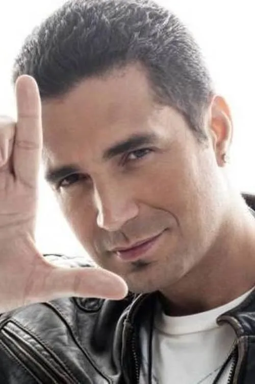 Joelma ha trabajado con Latino en 1 ocasiones