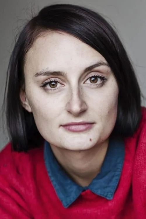 Stuart Neal ha trabajado con Laura Elsworthy en 2 ocasiones