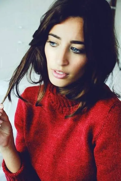 Laura Jackson — personaje: Narrator