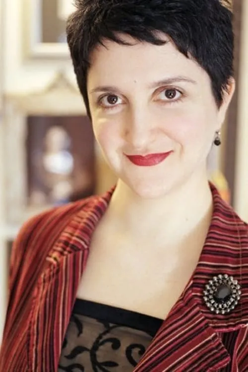 Lauren Cohn interpretando a Bree