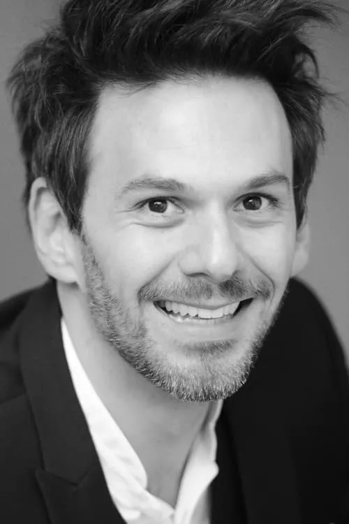 Laurent Arcaro interpretando a Le coursier