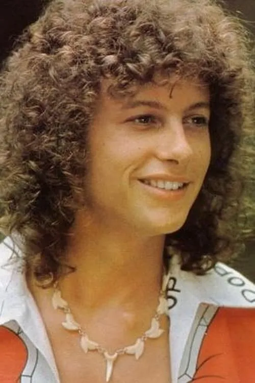 Laurie Wisefield interpretando a guitars, backing vocals