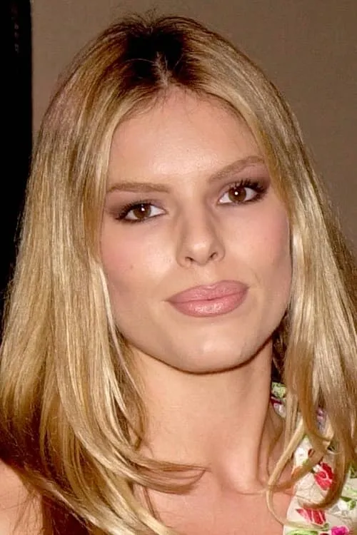 Kenneth Ryan ha trabajado con Layla Roberts en 1 ocasiones