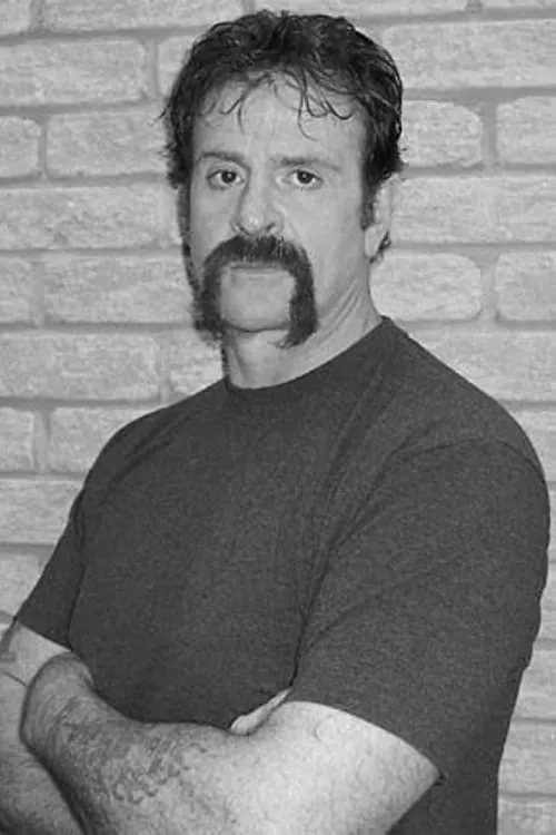 Nicholas Pasco ha trabajado con Layton Morrison en 2 ocasiones