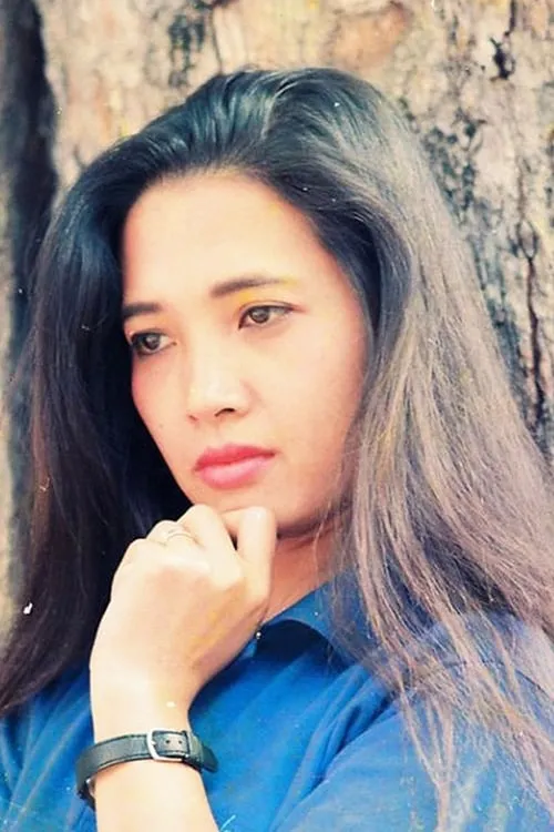 Ð?ng Luu Vi?t B?o ha trabajado con Lê Vân en 1 ocasiones