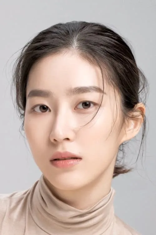 Lee Eun Bi — personaje: Ha Yoon