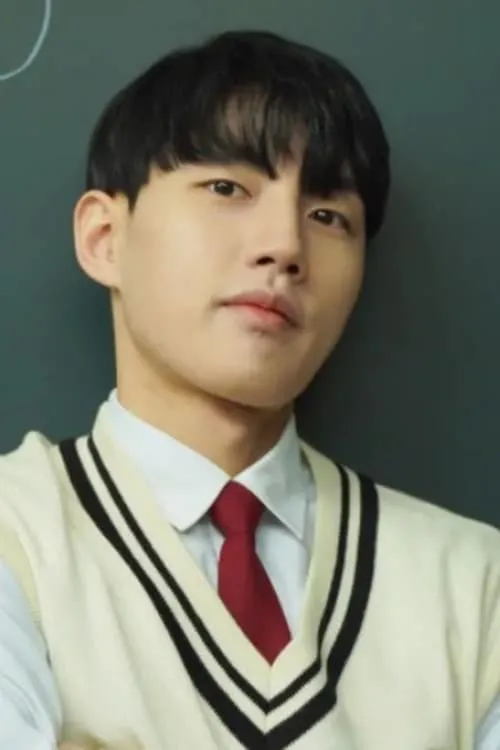 Lee Jung-min — personaje: Jung Lee Won