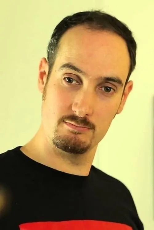 Jordan Raskopoulos ha trabajado con Lee Naimo en 1 ocasiones