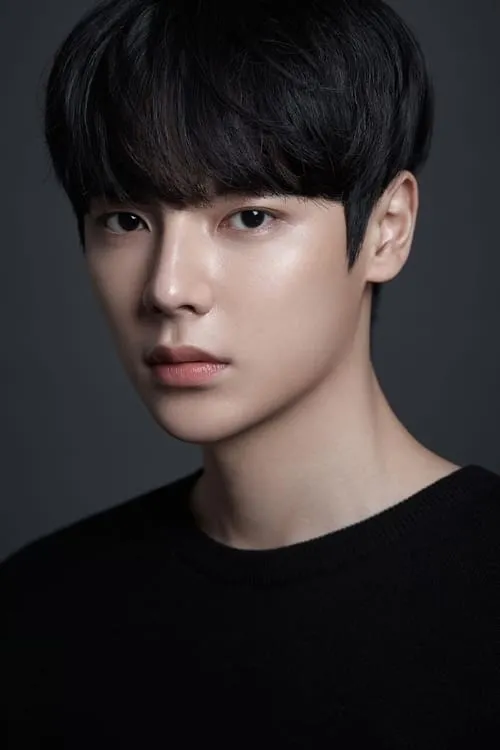 Lee Sae-on — personaje: Woo Tae-kyung