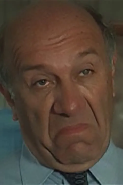 Lee Sandman interpretando a Vito