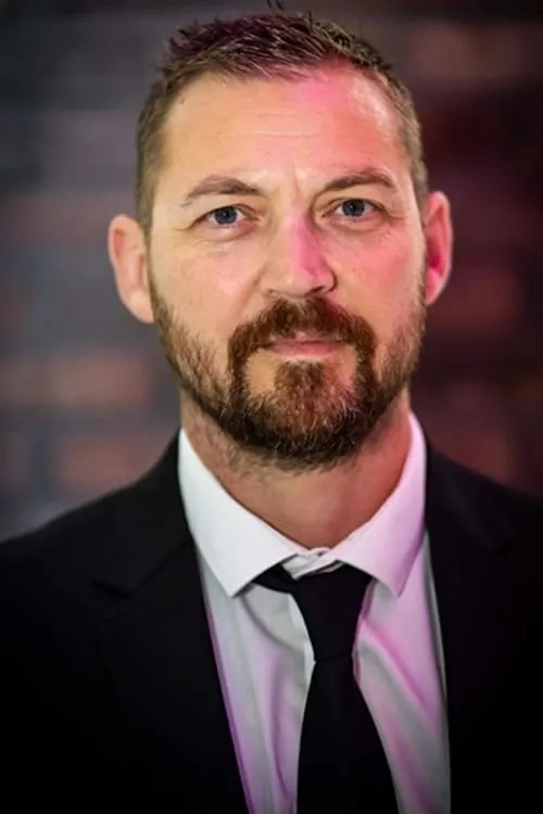 Diana Dimitrova ha trabajado con Lee Shone en 1 ocasiones