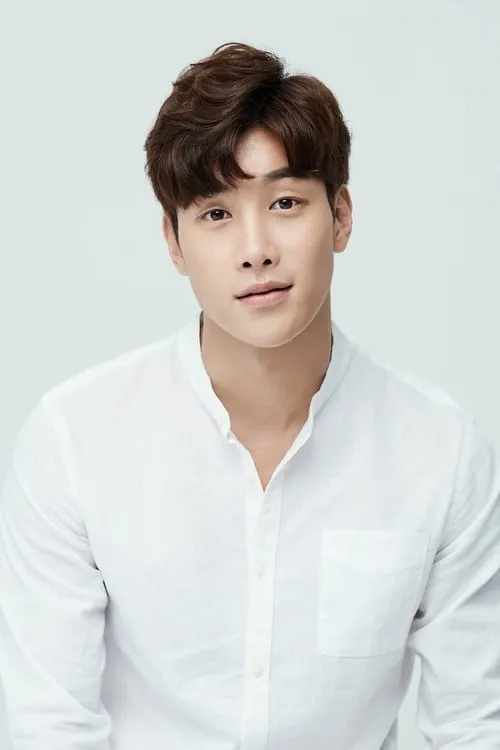 Lee Si-Gang — personaje: Cha Seo-joon