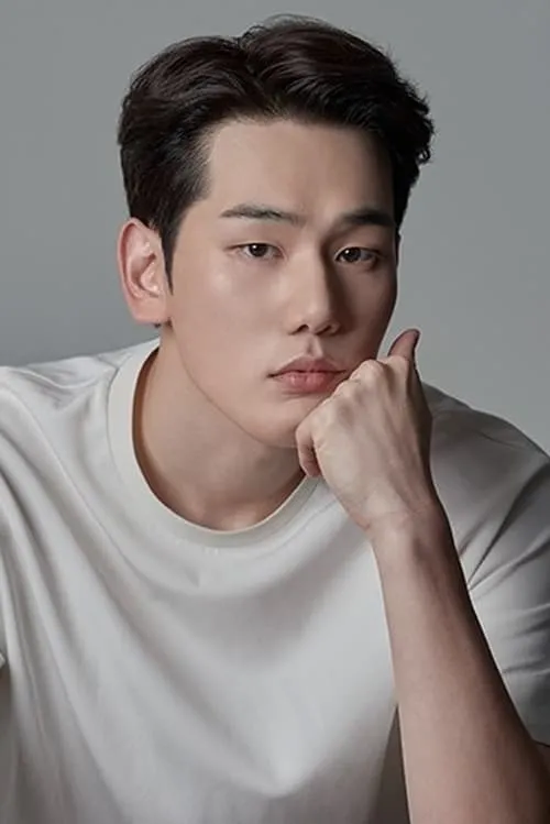 Lee Won-seok en su biografía y filmografía