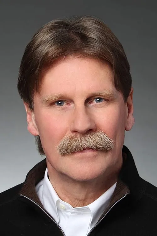 George Kyriakopoulos ha trabajado con Leer Leary en 1 ocasiones